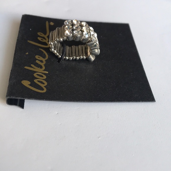 Crystal Ring - Picture 2 of 3